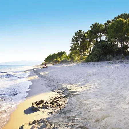 In Near Sandy Beach, Cleaning Included