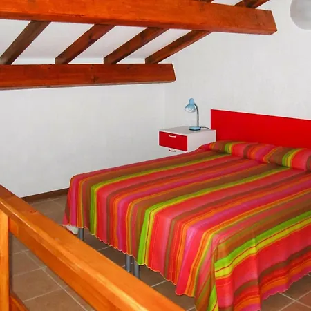 With Balcony Or Small Garden, Cleaning Included *