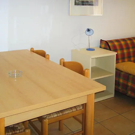 With Balcony Or Small Garden, Cleaning Included *