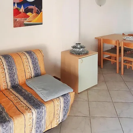 Apartment With Balcony Or Small Garden, Cleaning Included Ghisonaccia